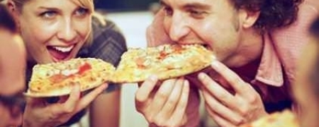 Stasera pizza! | Pizza Familiare e Bibita, da asporto